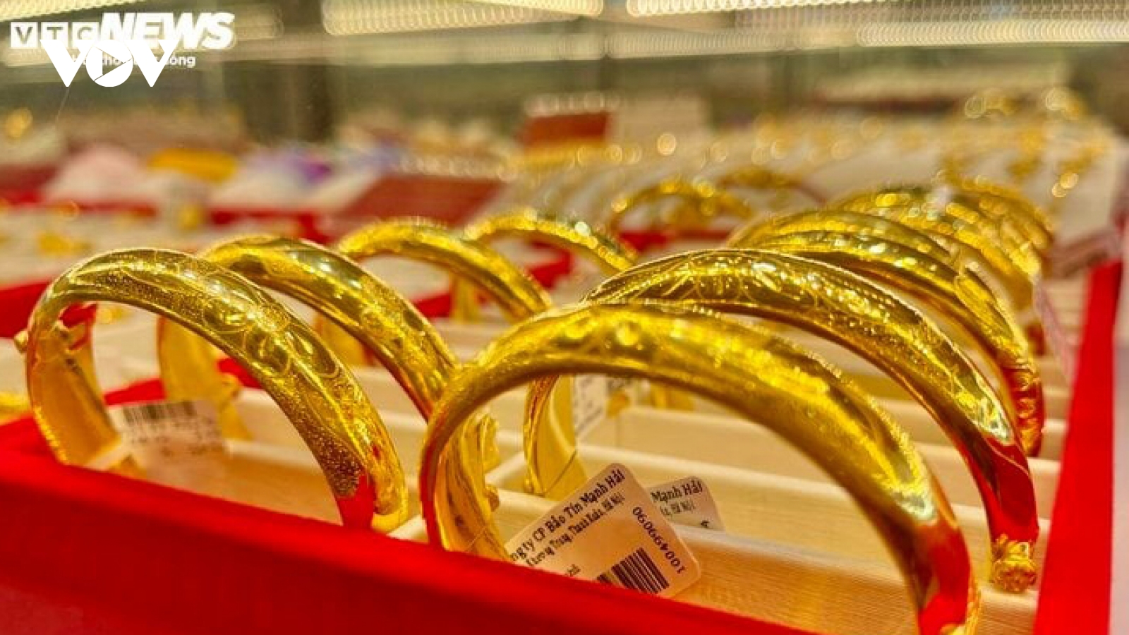 Giá vàng hôm nay 7/10: Vàng SJC giao dịch ở mức 84 triệu đồng/lượng