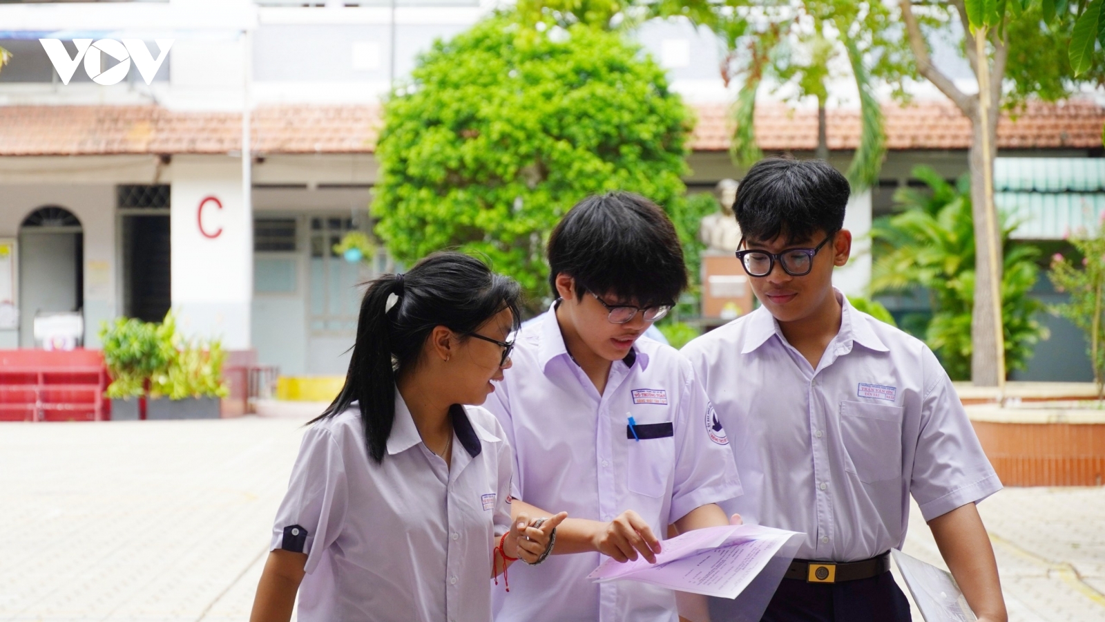 Quy đổi điểm tương đương khi xét tuyển ĐH: Có lo mỗi trường tính một kiểu?