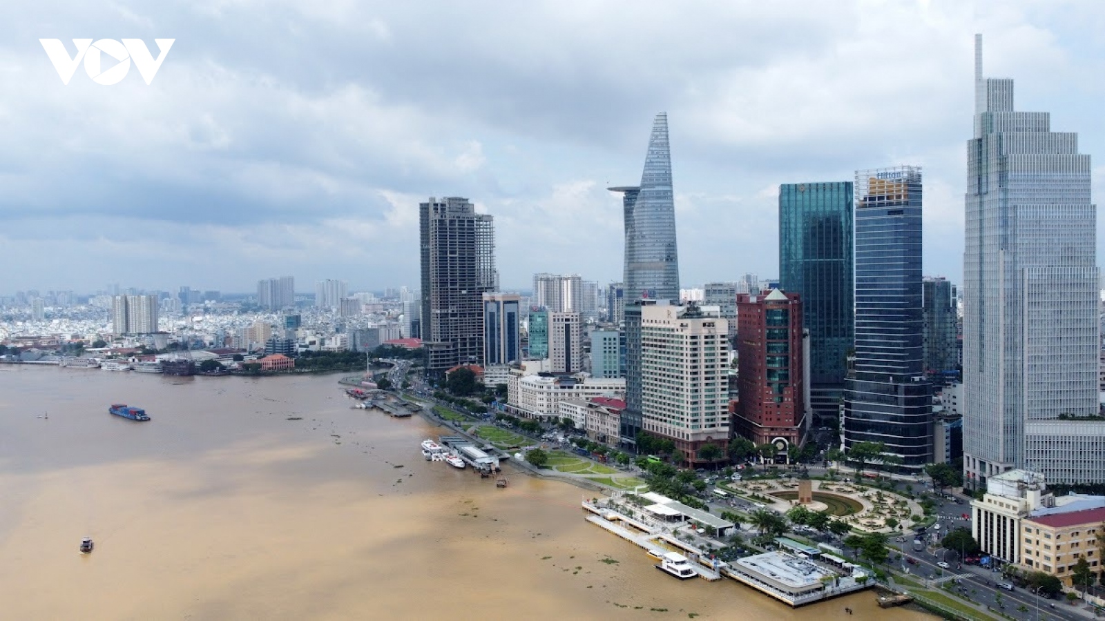 Cấm lưu thông một số tuyến đường trong thời gian diễn ra Lễ hội sông nước TP.HCM