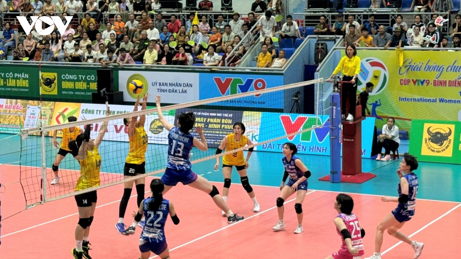 Thanh Thúy chơi dưới sức, Long An thua ngược đội bóng Nhật Bản