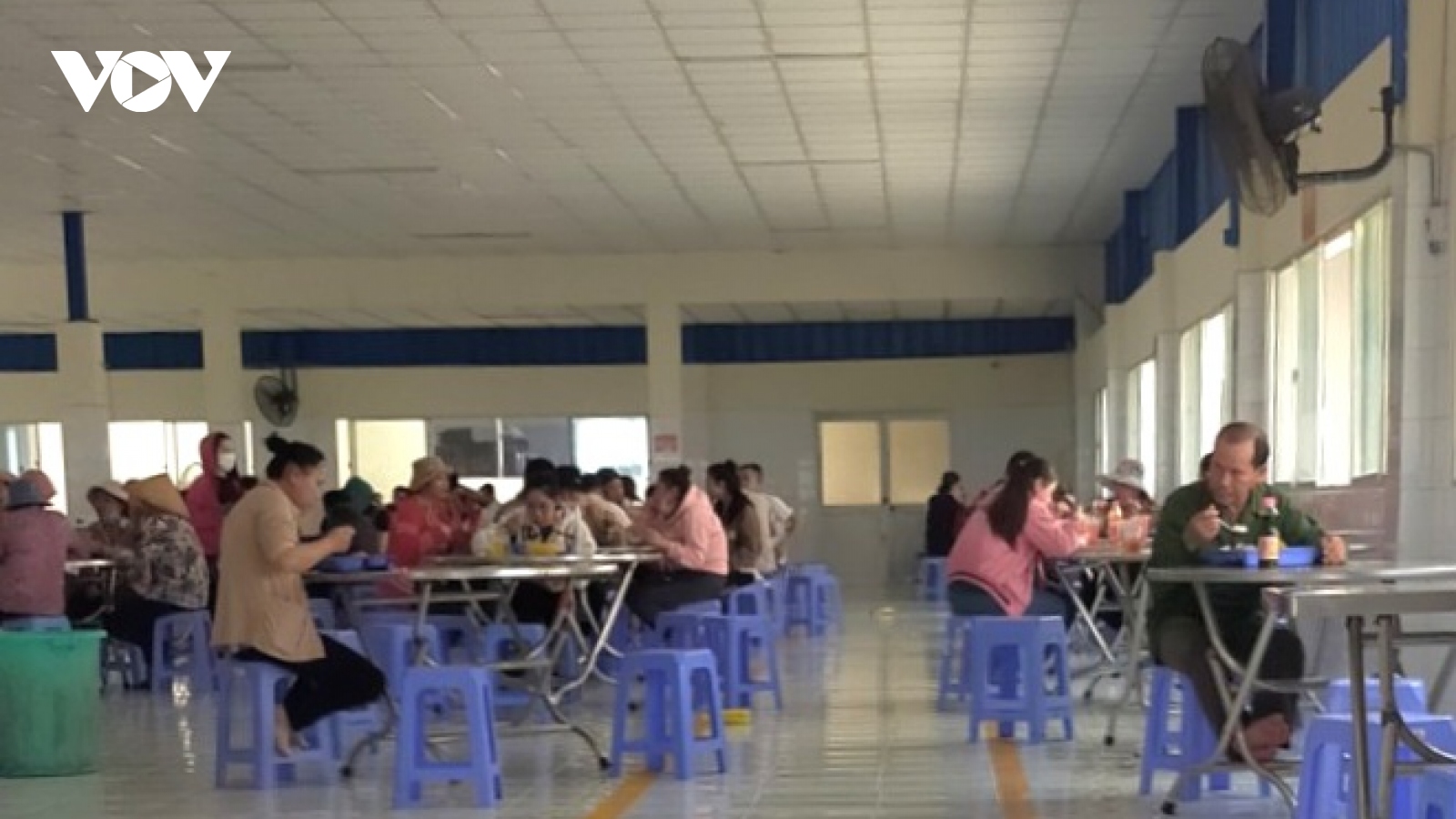 Công nhân tại Tiền Giang nghi ngộ độc thực phẩm đã ổn định sức khỏe