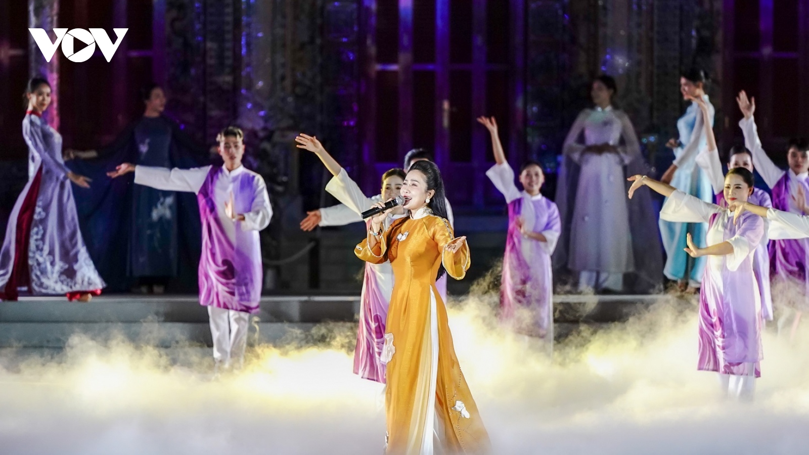 Lời hẹn “Về Huế Festival”