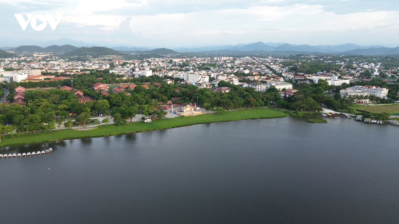 Gìn giữ sông Hương trở thành điểm nhấn thu hút du khách