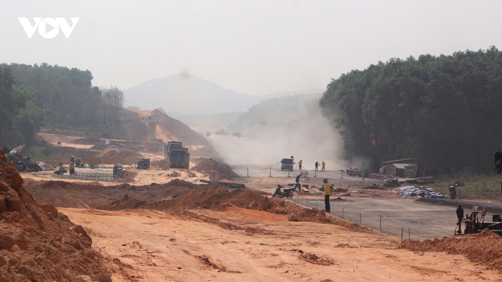 Giải quyết dứt điểm các khiếu nại về đền bù giải tỏa của Dự án cao tốc Bắc- Nam