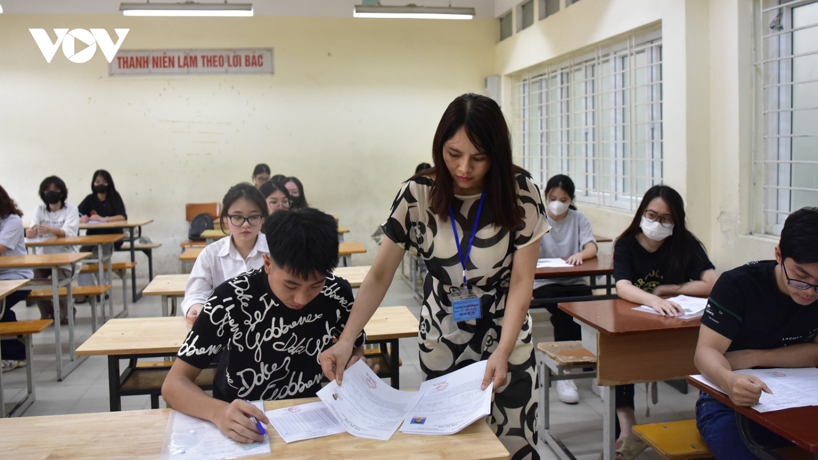 Hơn 1 triệu thí sinh làm thủ tục dự thi kỳ thi tốt nghiệp THPT 2024