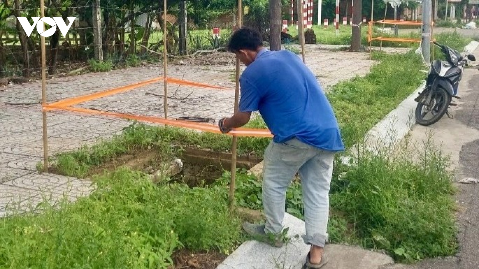 Cảnh báo nguy hiểm tại các hố ga trên đường ven biển (ĐT 994) mà VOV phản ánh