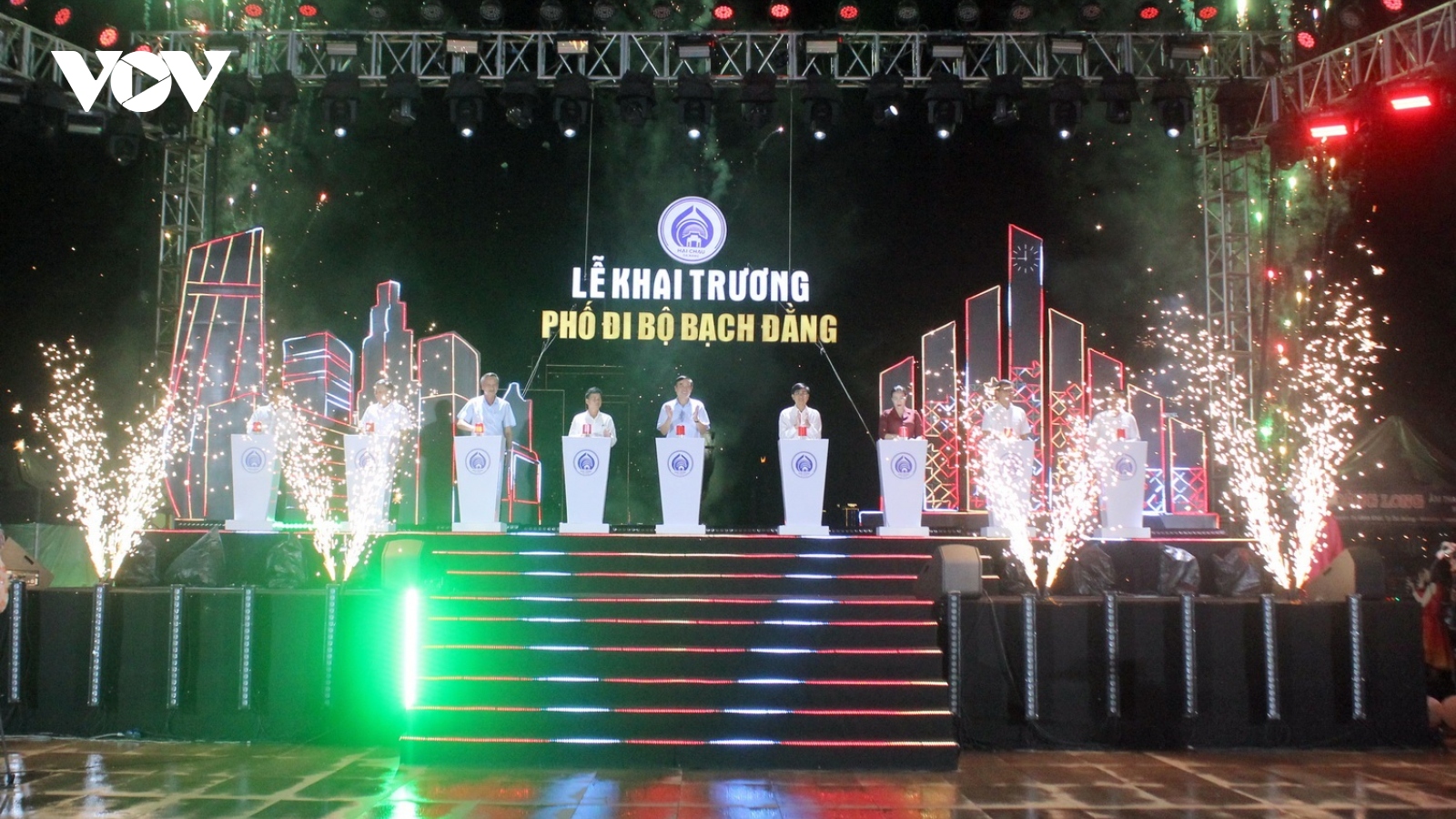 Đà Nẵng khai trương Phố đi bộ Bạch Đằng