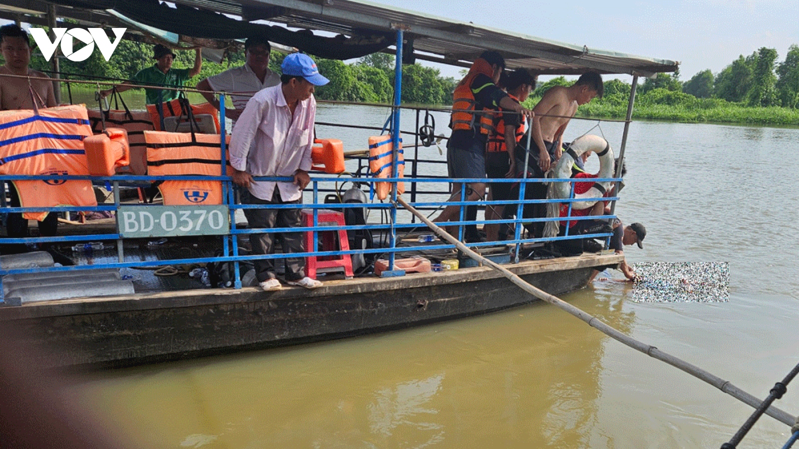 Vụ 3 bé gái đuối nước tử vong ở Bình Dương: 1 thi thể đã được tìm thấy