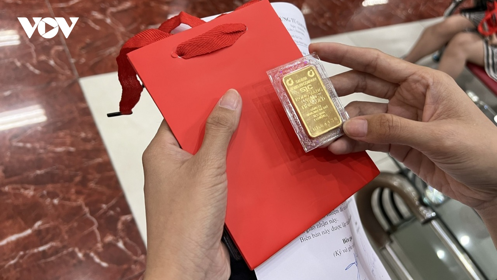 Giá vàng hôm nay 1/8: Vàng SJC tăng 800.000 đồng/lượng