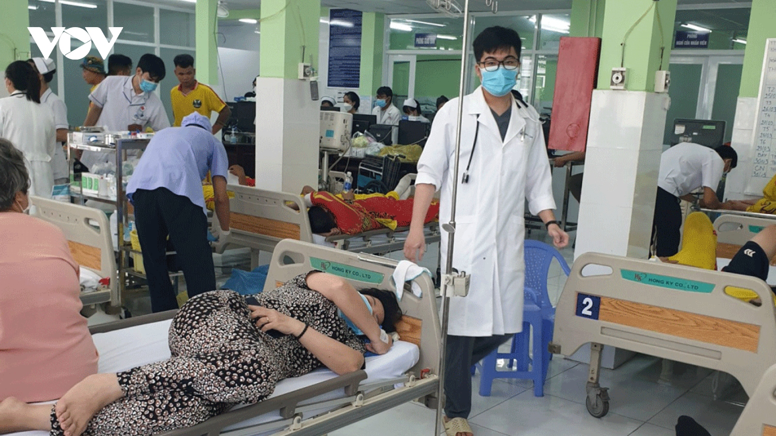 Bình Dương cam kết đủ thuốc, vật tư y tế cho cơ sở y tế công lập