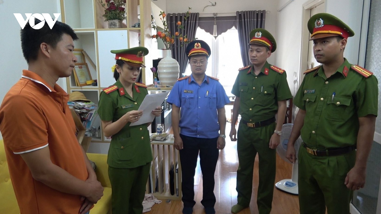 Bắt tạm giam Trưởng ban quản trị khu chung cư Aranya về tội tham ô tài sản