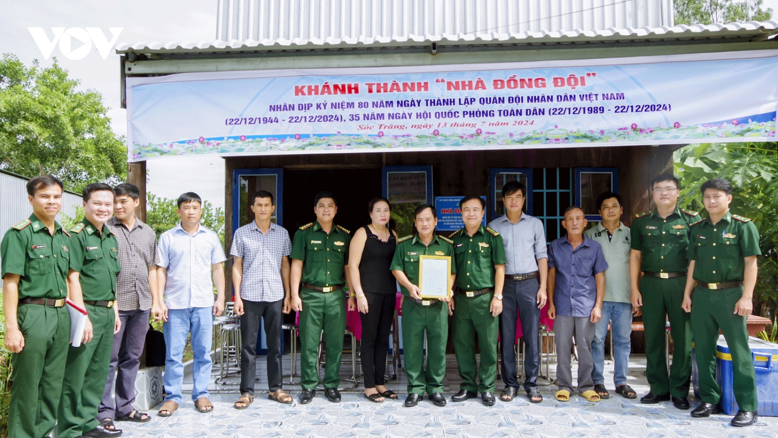 Bàn giao “Nhà đồng đội” cho quân nhân có hoàn cảnh khó khăn