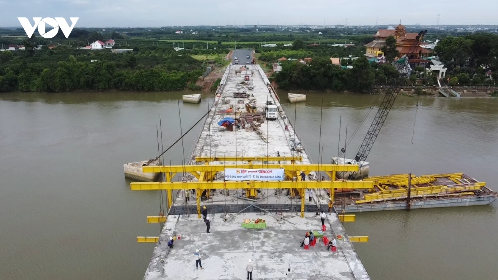 Hợp long cầu 420 tỷ nối giữa Đồng Nai và Bình Dương