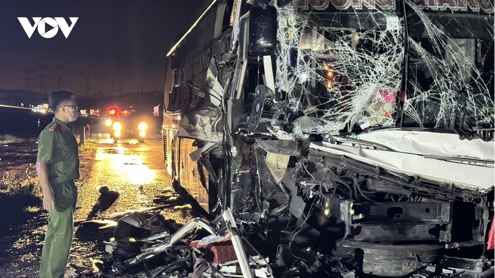 Liên tiếp xảy ra tai nạn trên tuyến cao tốc Vĩnh Hảo - Phan Thiết