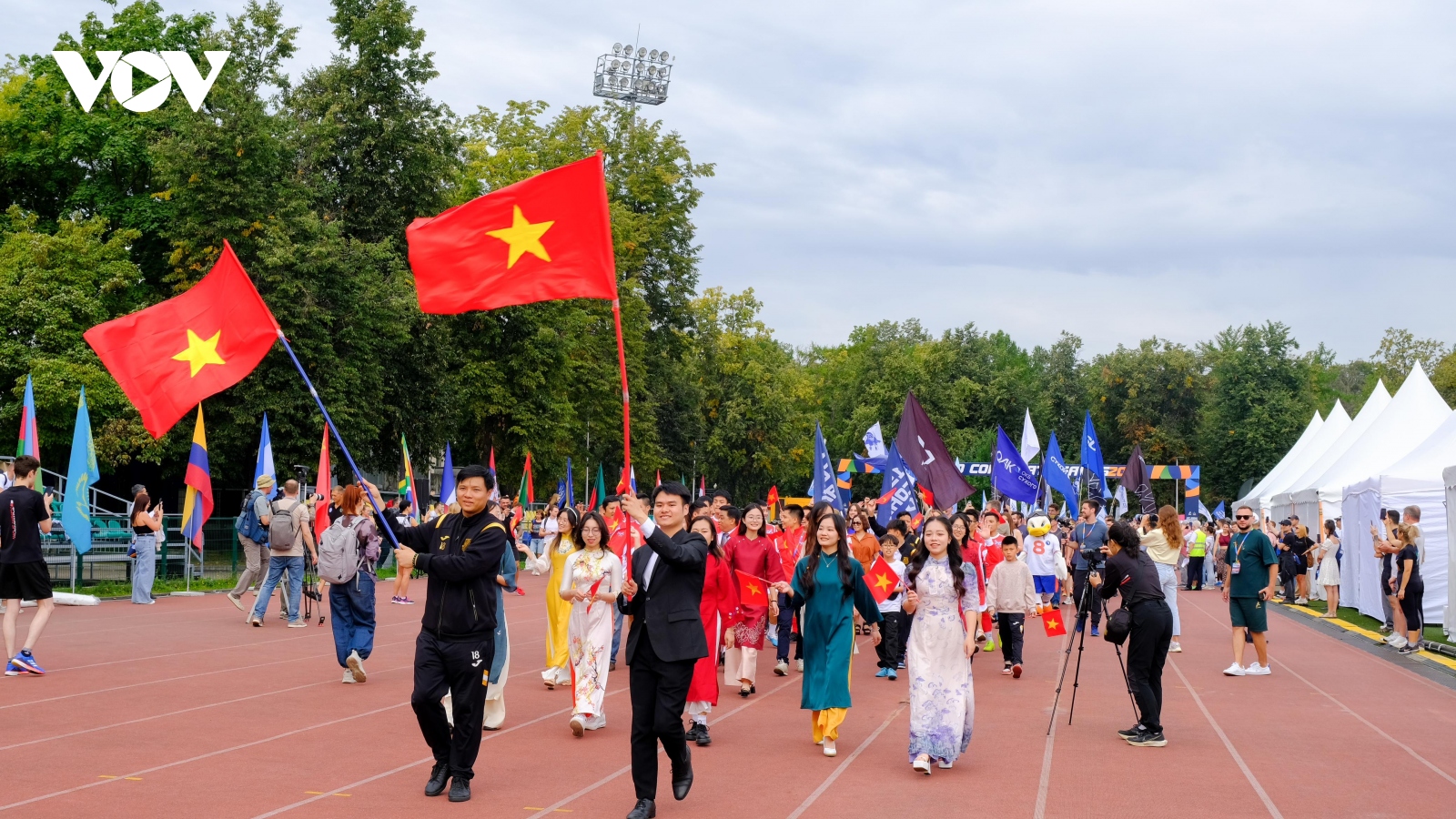 Khai mạc Đại hội thể thao doanh nghiệp quốc tế dành cho người nước ngoài tại Nga