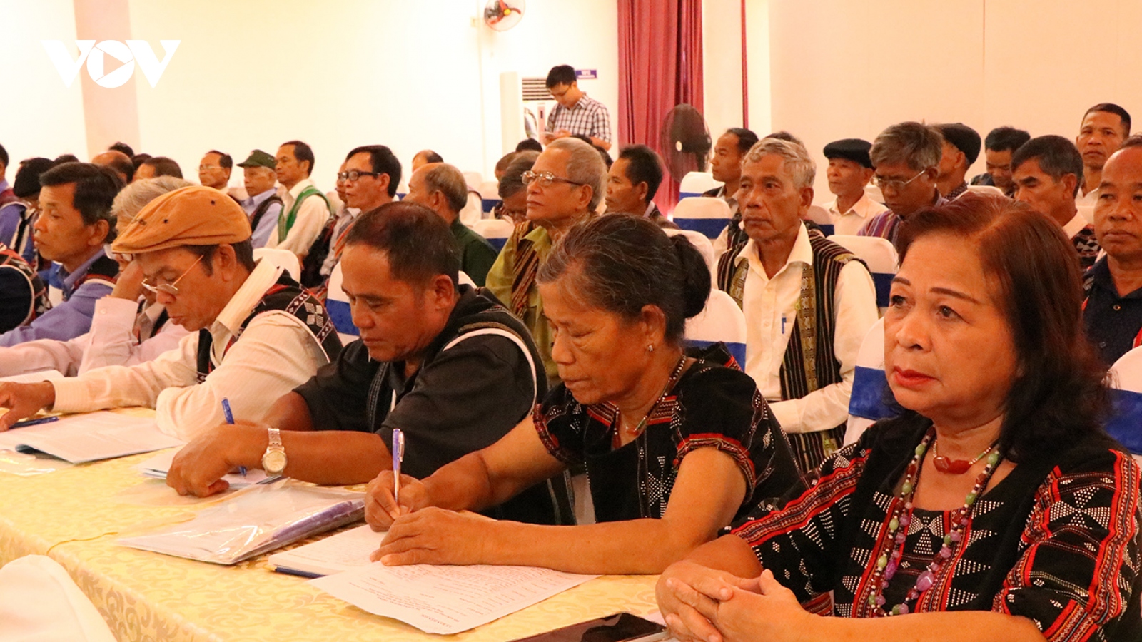 Phát huy vai trò người uy tín đồng bào vùng biên giới