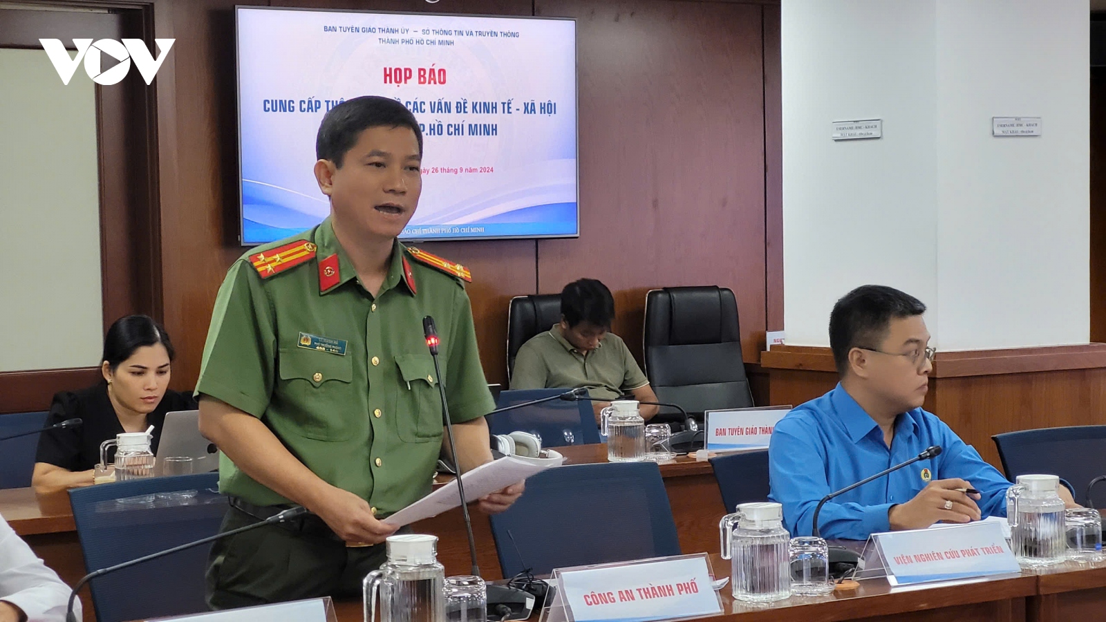 Công an TP.HCM phản hồi việc chặn xe đột ngột để đo nồng độ cồn