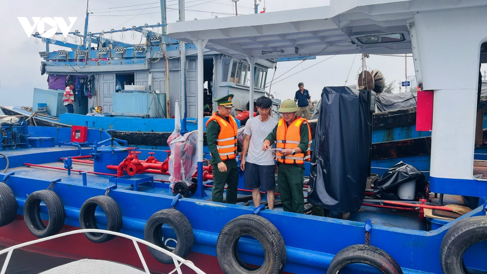 Hơn 1.100 phương tiện neo đậu tránh bão số 6 tại âu thuyền Thọ Quang, Đà Nẵng