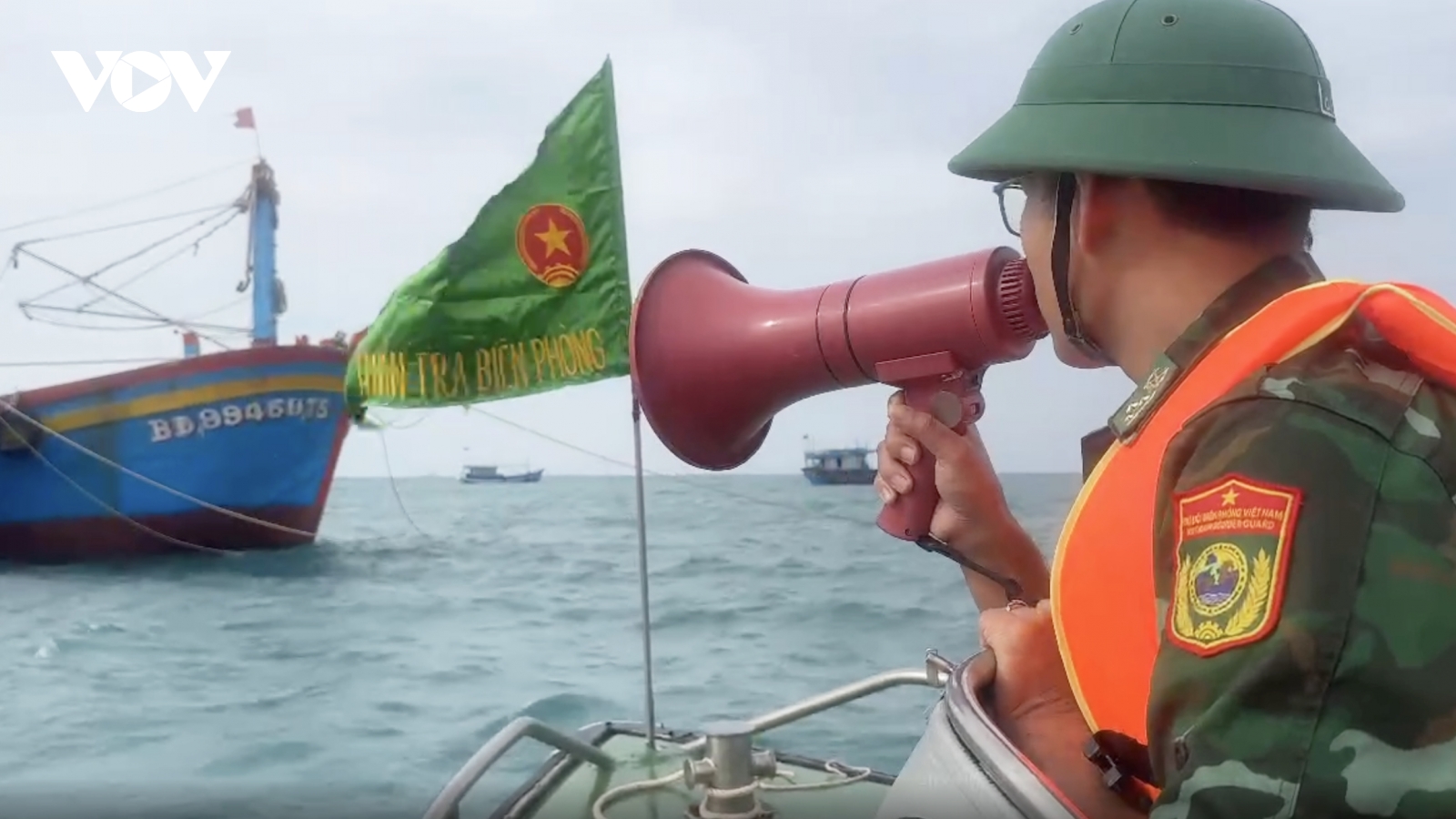 Ứng phó với bão số 6, nhiều địa phương đã cấm biển