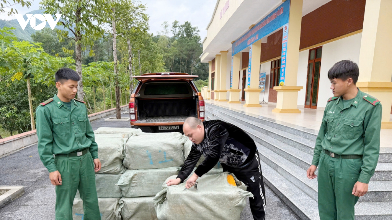 Quảng Ninh bắt giữ gần 1 tấn nầm lợn không rõ nguồn gốc