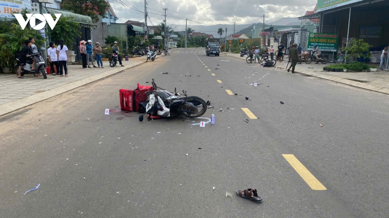 Va chạm xe máy khiến 2 người tử vong ở Gia Lai