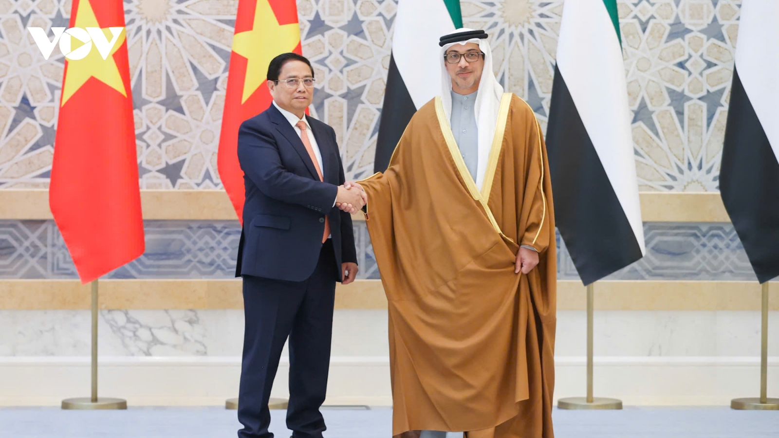 UAE bắn 21 loạt đại bác chào đón Thủ tướng Phạm Minh Chính