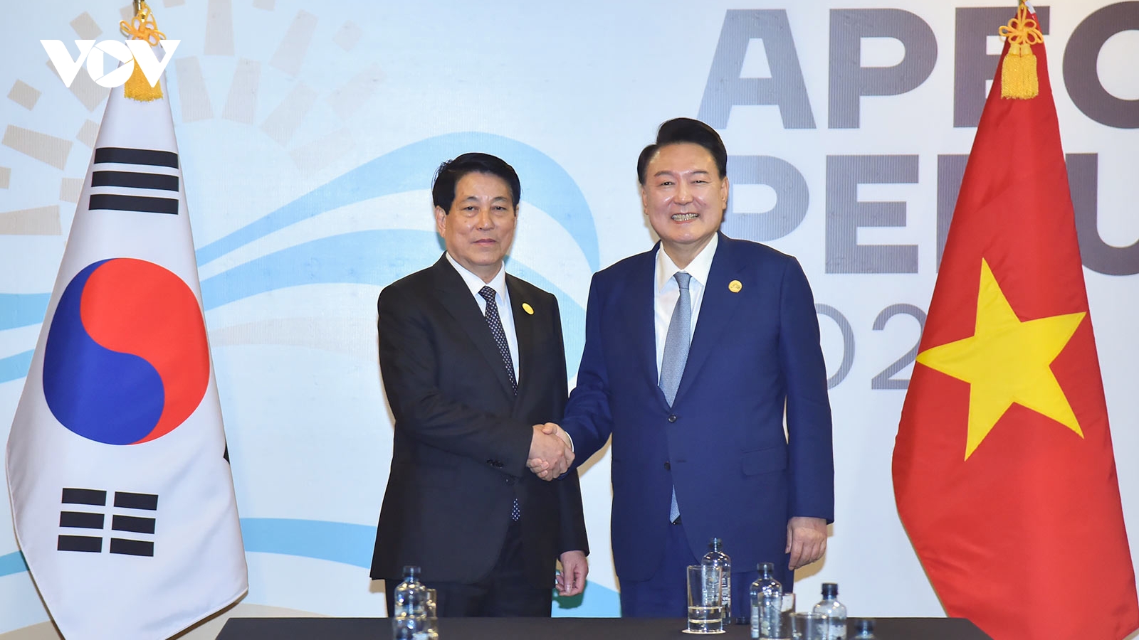 Chủ tịch nước Lương Cường hội kiến Tổng thống Hàn Quốc Yoon Suk Yeol