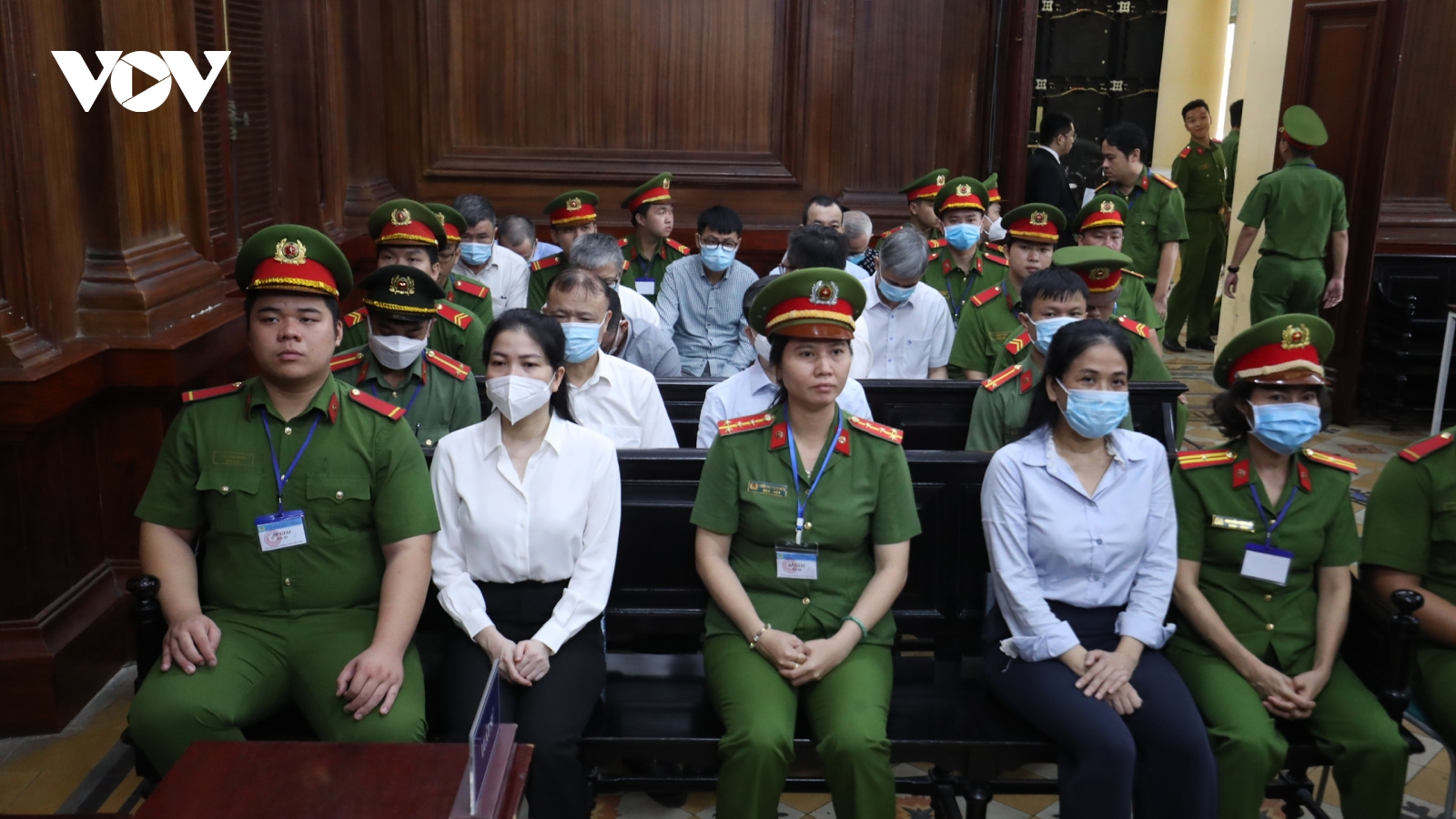 Vụ án Xuyên Việt Oil: Hành vi nhận tiền, quà của các bị cáo là nhận hối lộ