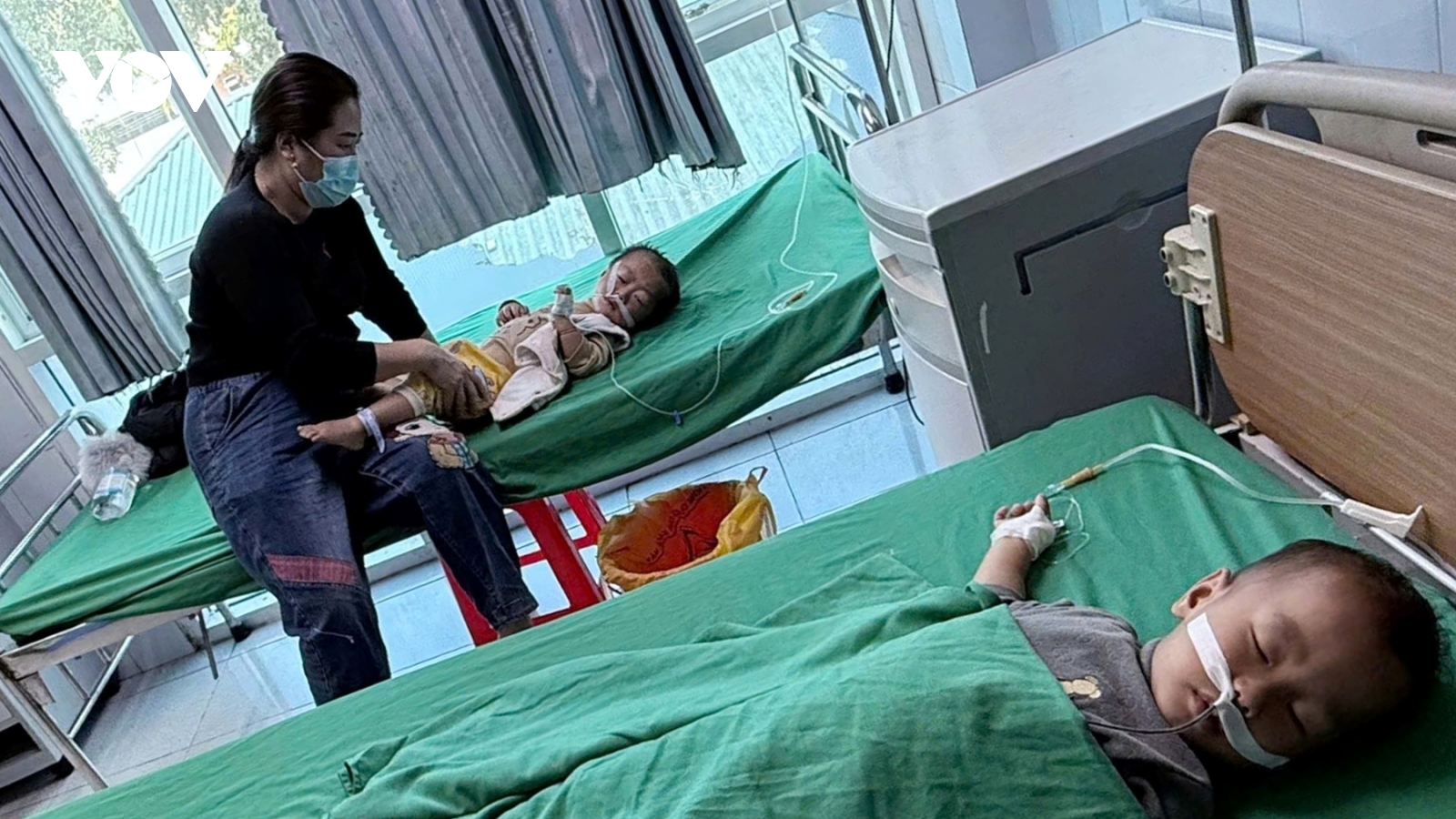 Làm rõ trách nhiệm liên quan vụ nghi ngộ độc thuốc diệt chuột ở Lai Châu