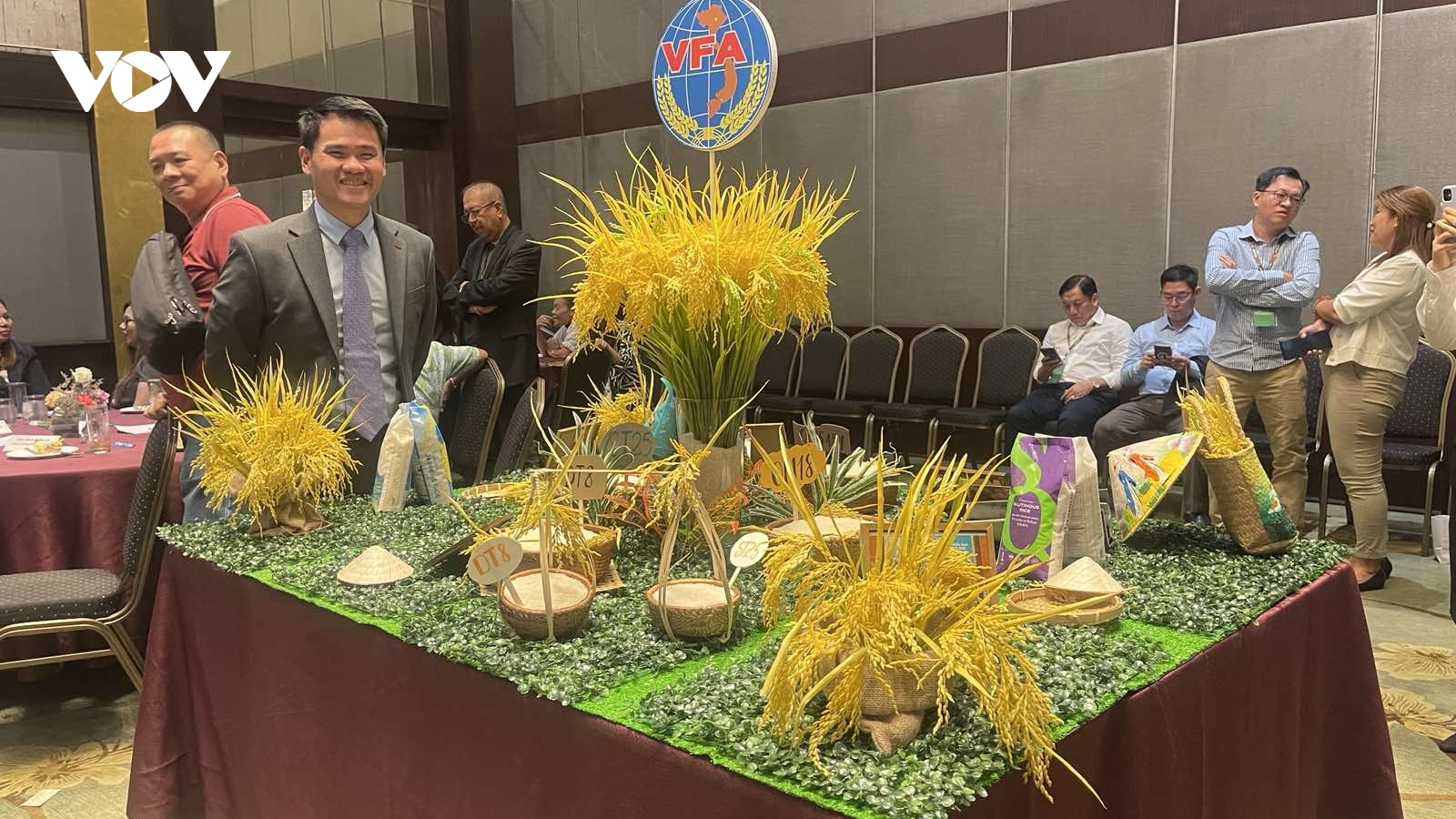 Thương mại gạo- mặt hàng chủ lực của Việt Nam sang Philippines