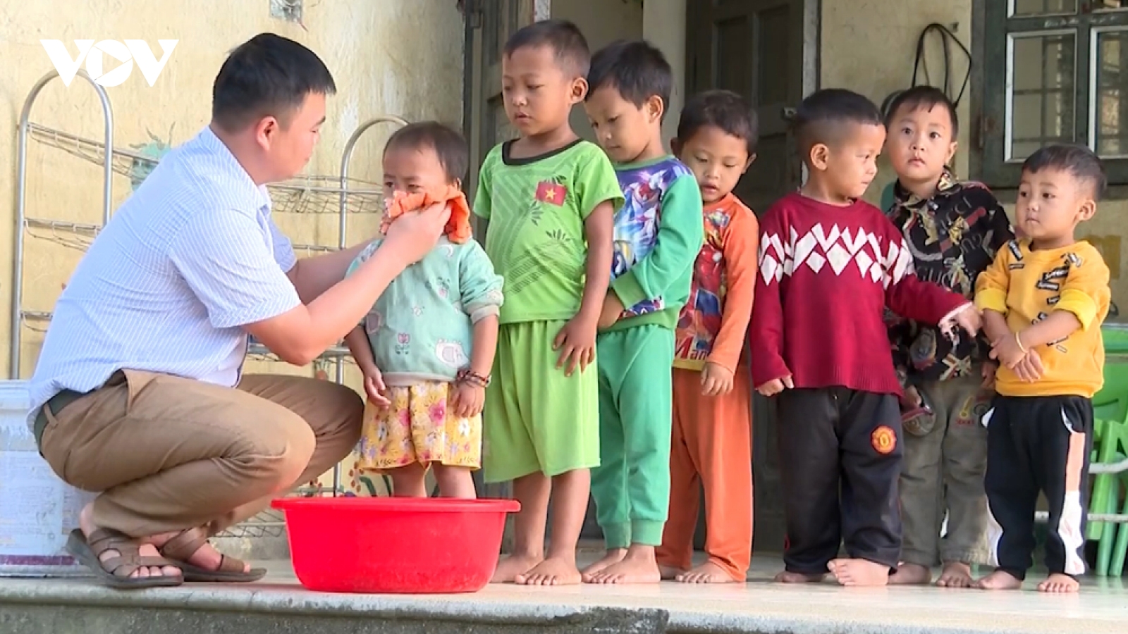 Người thầy “đặc biệt” nơi rẻo cao Pa Vệ Sủ