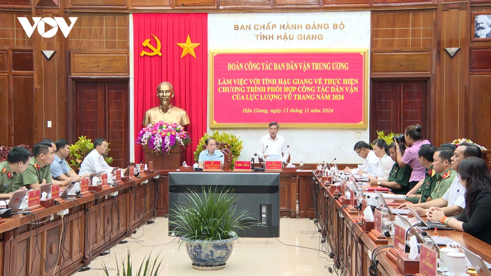 Lãnh đạo Ban Dân vận Trung ương làm việc tại Hậu Giang