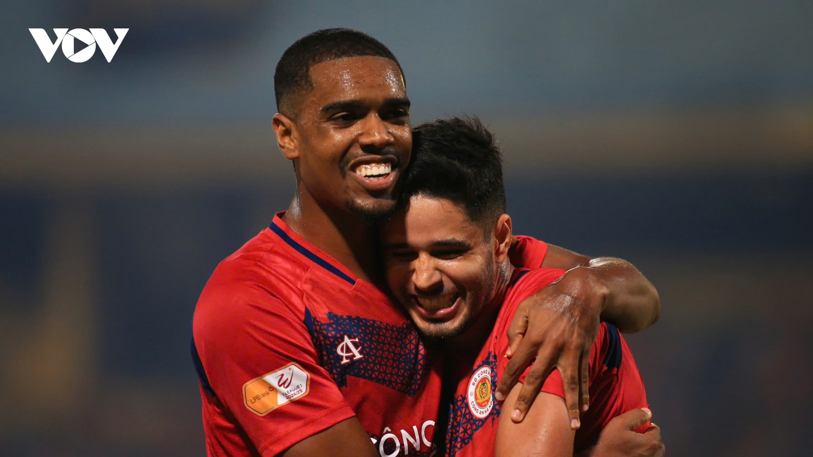Kết quả vòng 6 V-League 24/25: CAHN thắng đậm Đà Nẵng để dẫn đầu bảng xếp hạng