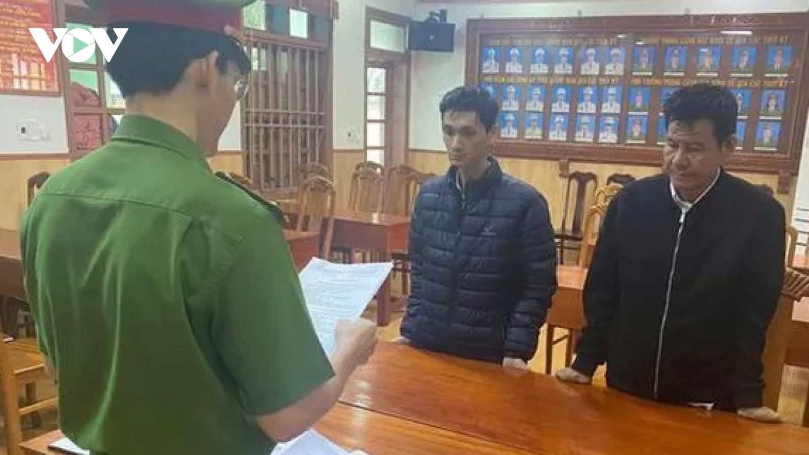 Khởi tố giám đốc và phó giám đốc doanh nghiệp làm giả hóa đơn