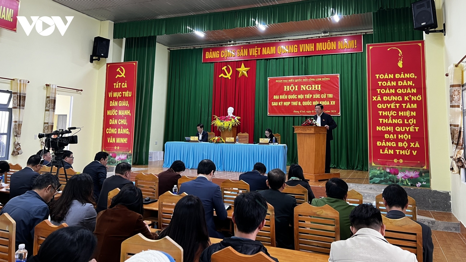 Trưởng Ban Nội chính Trung ương Phan Đình Trạc tiếp xúc cử tri tại Lâm Đồng