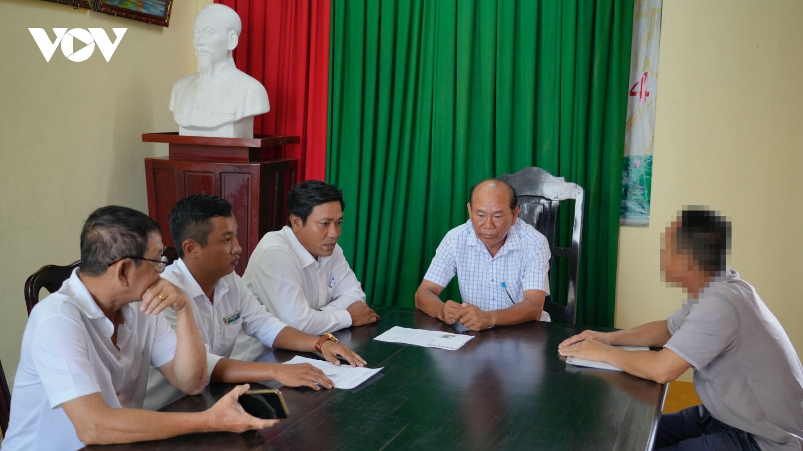 3 lần đưa phong bì bồi dưỡng thẩm phán mà không thành