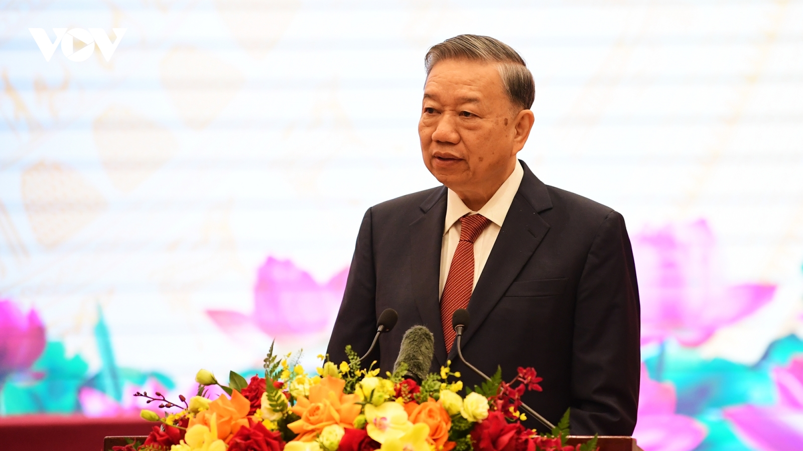 Tổng Bí thư: Chỉ có khoa học công nghệ, đổi mới sáng tạo mới giúp Việt Nam bứt phá