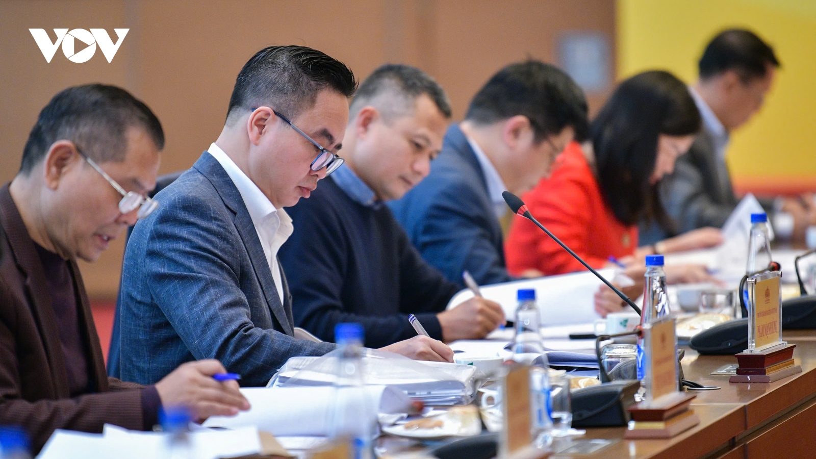 Giải Diên Hồng lần thứ Ba: 8 Giải A, 15 Giải B và 20 Giải C