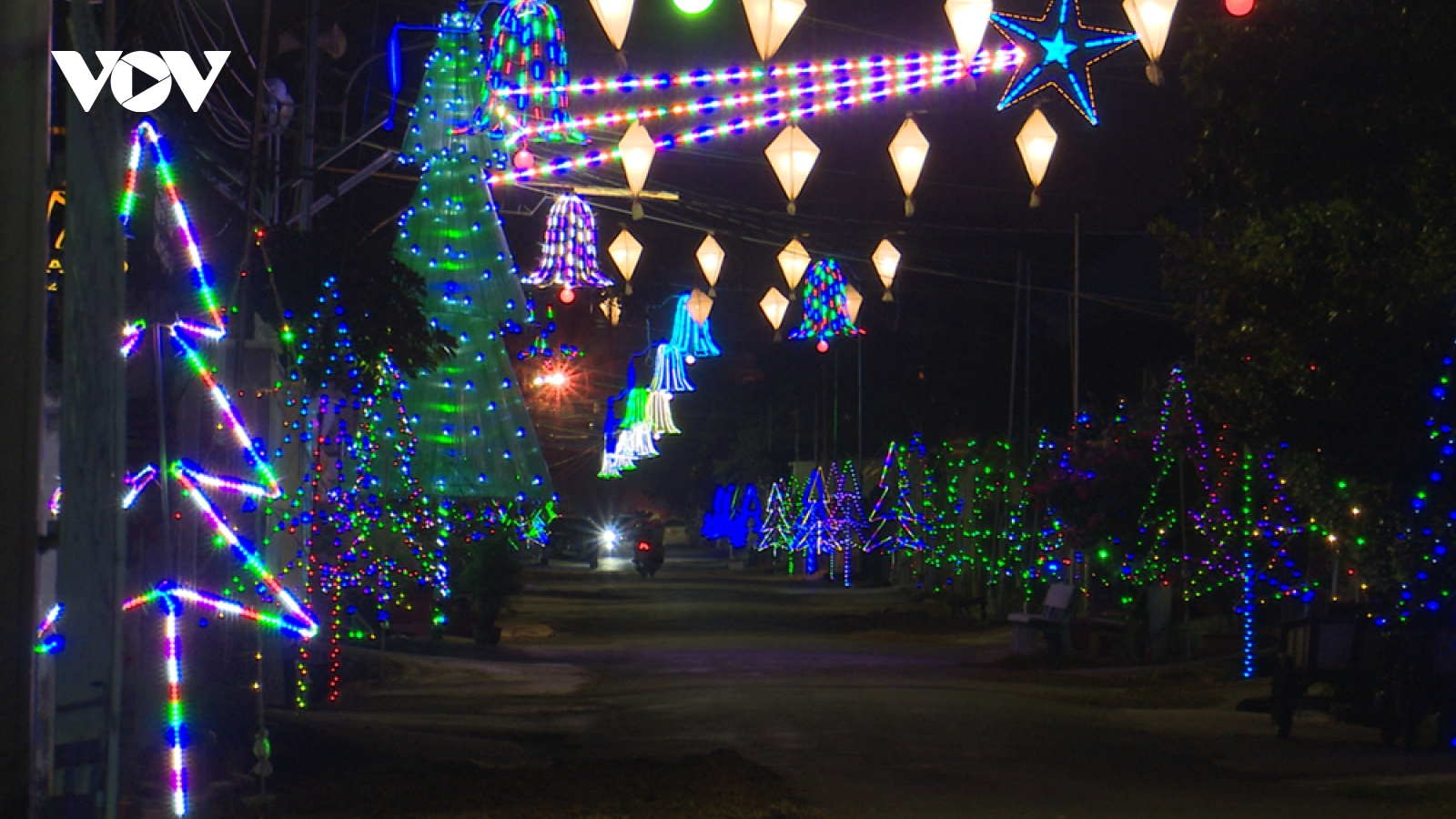 Không khí chào đón Giáng sinh lan tỏa tại Đắk Lắk