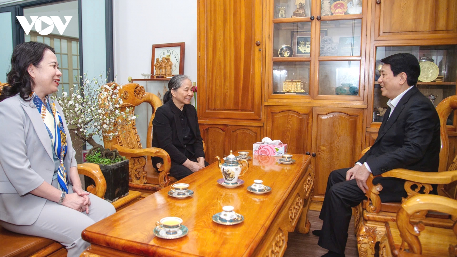 Chủ tịch nước Lương Cường chúc Tết, tri ân nguyên lãnh đạo Đảng, Nhà nước