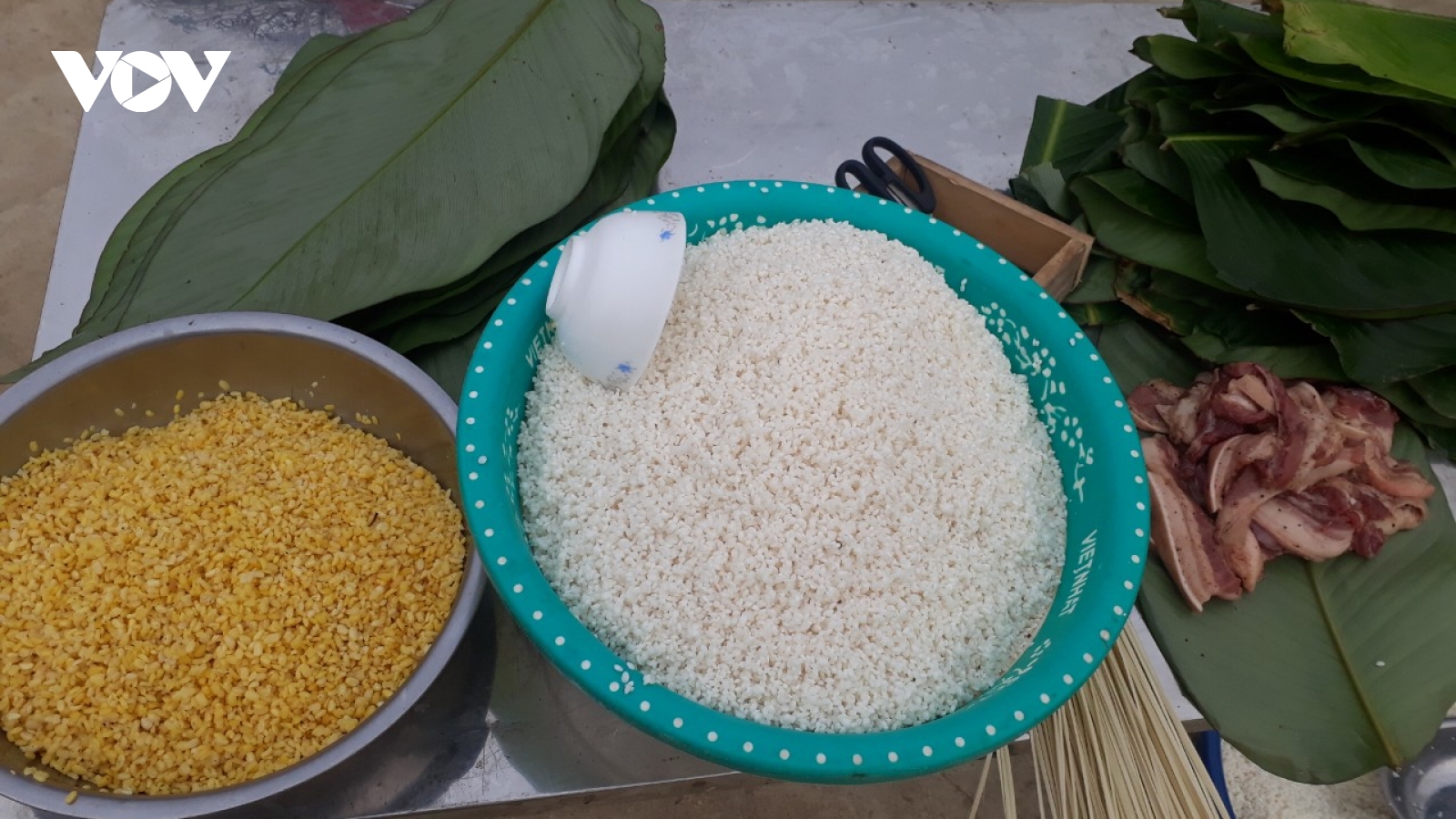 Hương sắc ngày tết từ chiếc bánh chưng của người Thái