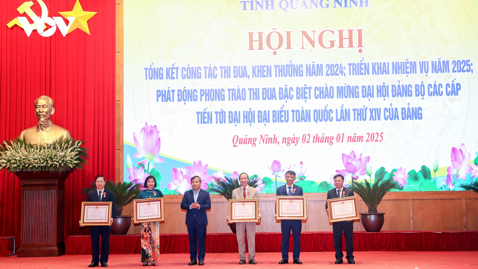 Quảng Ninh phát động thi đua đặc biệt chào mừng Đại hội Đảng các cấp