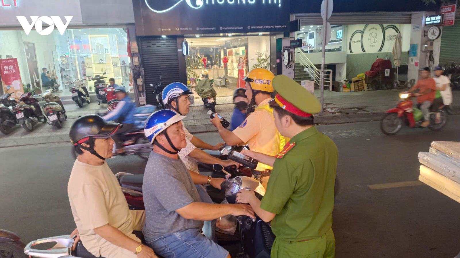 Kiểm tra 265 trường hợp, chỉ 3 người vi phạm nồng độ cồn tại TP.HCM