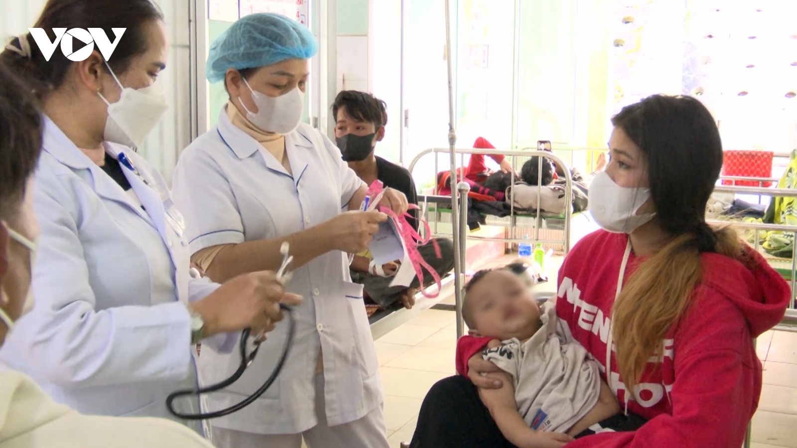 Quảng Nam: Khẩn trương khống chế dịch bệnh ở trẻ em vùng cao