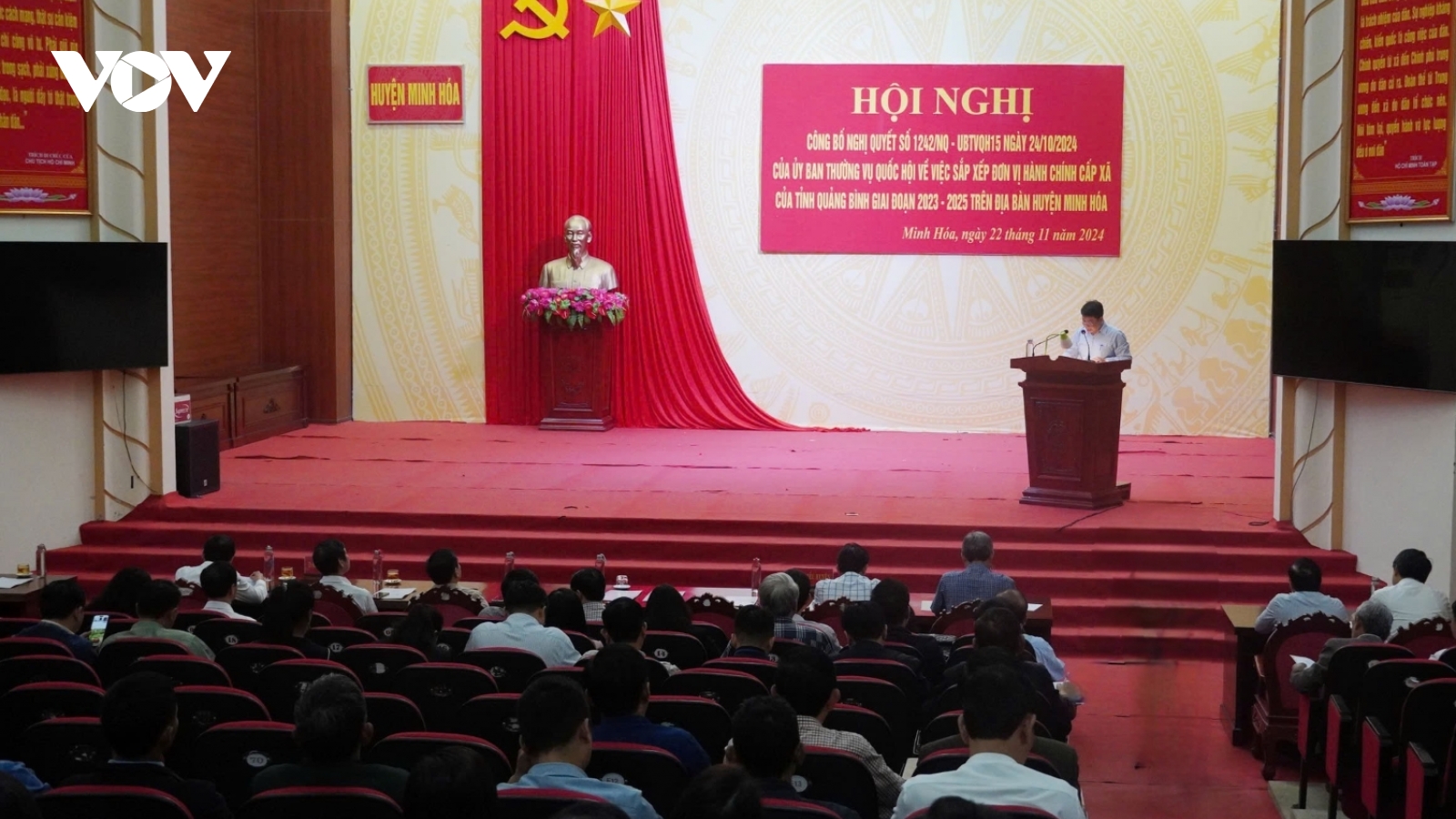 Nhiều cán bộ huyện ở Quảng Bình xin nghỉ hưu trước tuổi