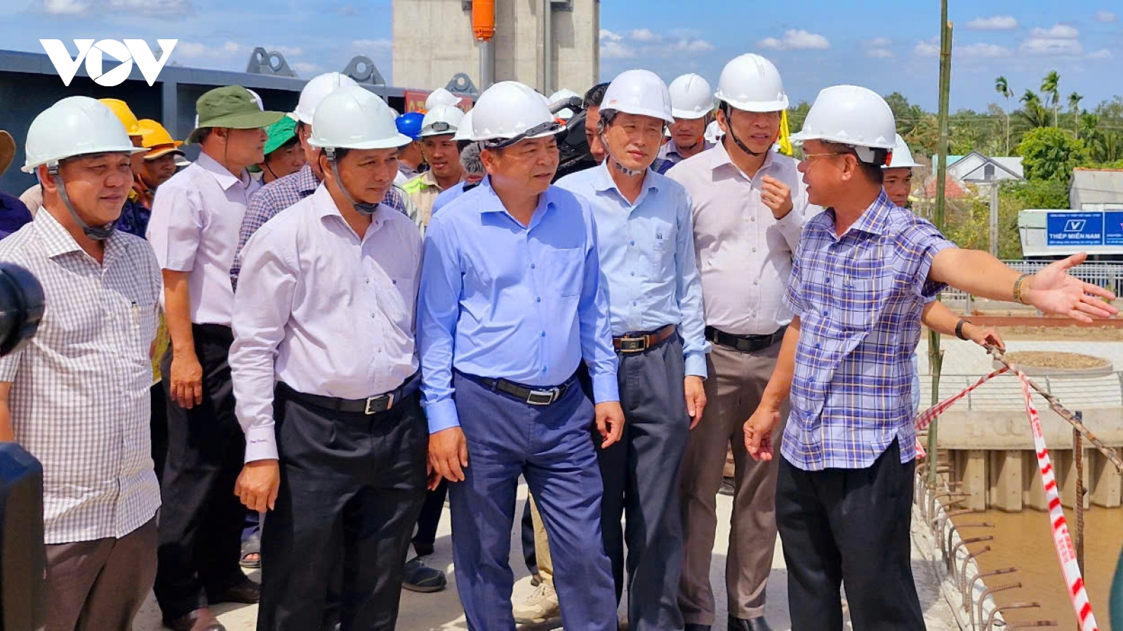 Vận hành Cống âu Rạch Mọp (tỉnh Sóc Trăng) ứng phó hạn mặn