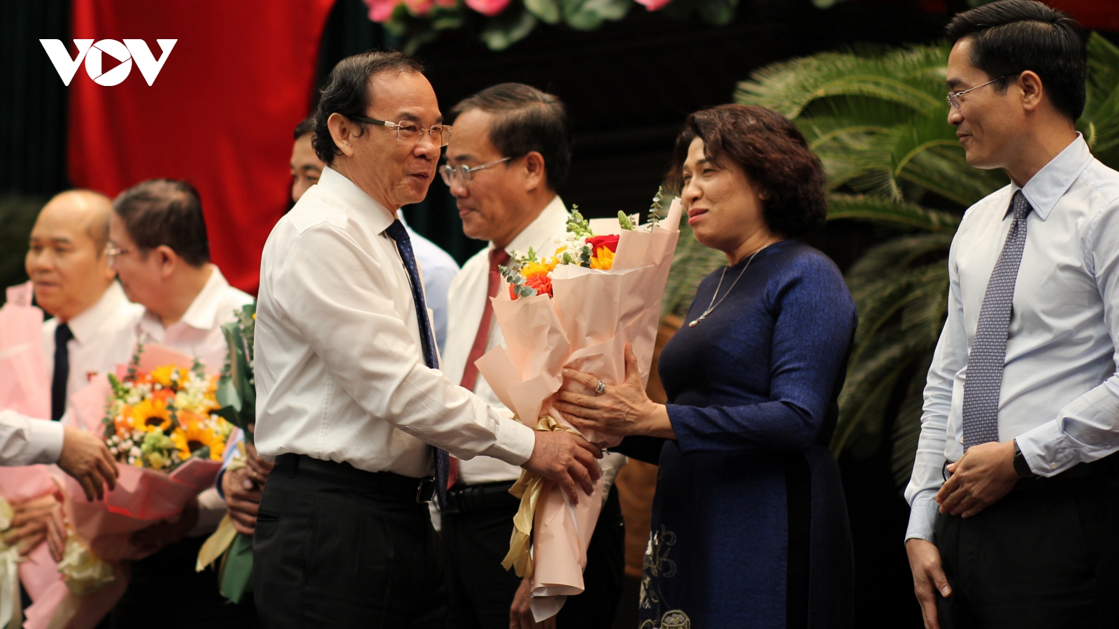 TP. HCM trao quyết định bổ nhiệm nhân sự lãnh đạo cho 7 sở mới thành lập