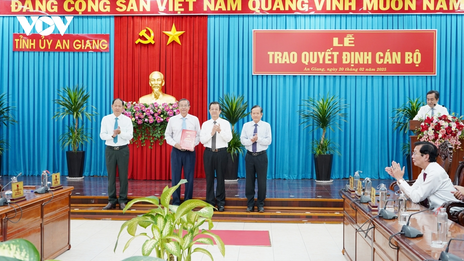 An Giang điều động và bổ nhiệm hàng loạt cán bộ