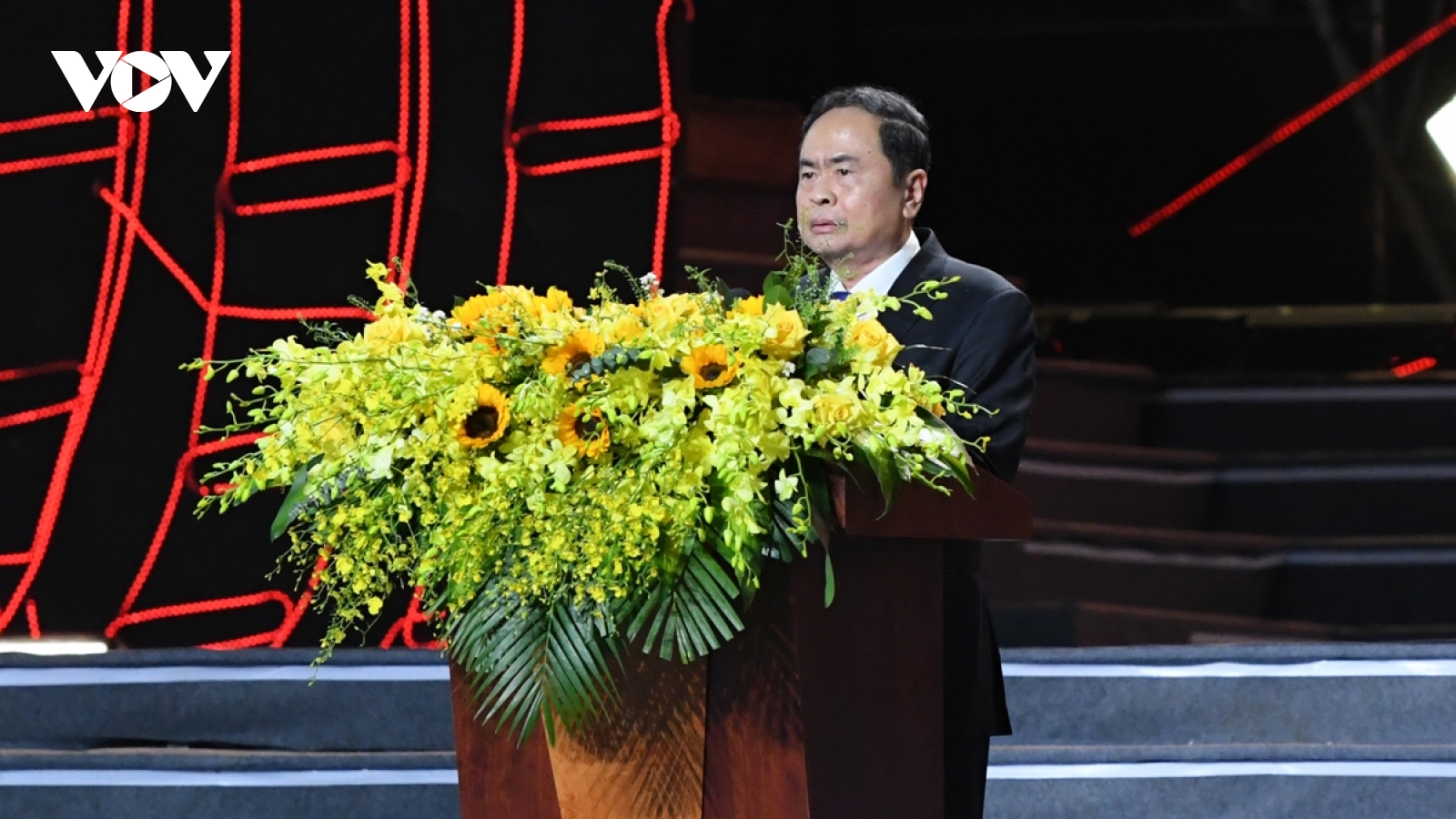 Chủ tịch Quốc hội: Quảng Ngãi cần tập trung tháo gỡ các nút thắt cho phát triển