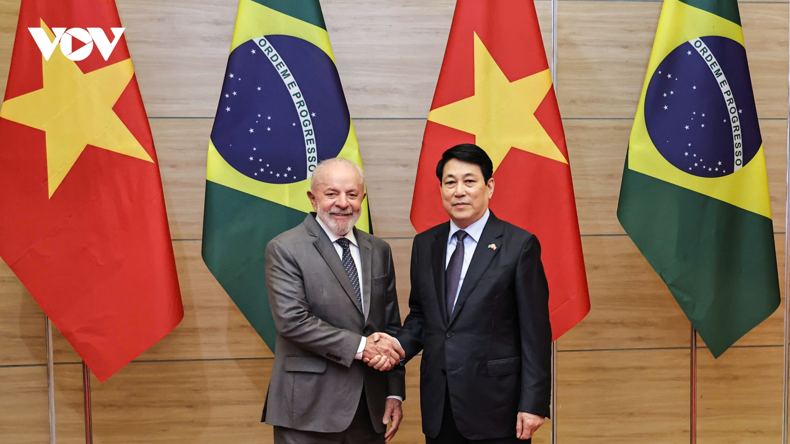 Chủ tịch nước Lương Cường chủ trì chiêu đãi trọng thể Tổng thống Brazil